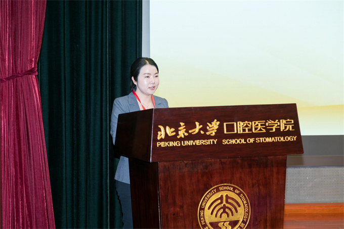 08邓媛媛 .jpg 08邓媛媛 .jpg